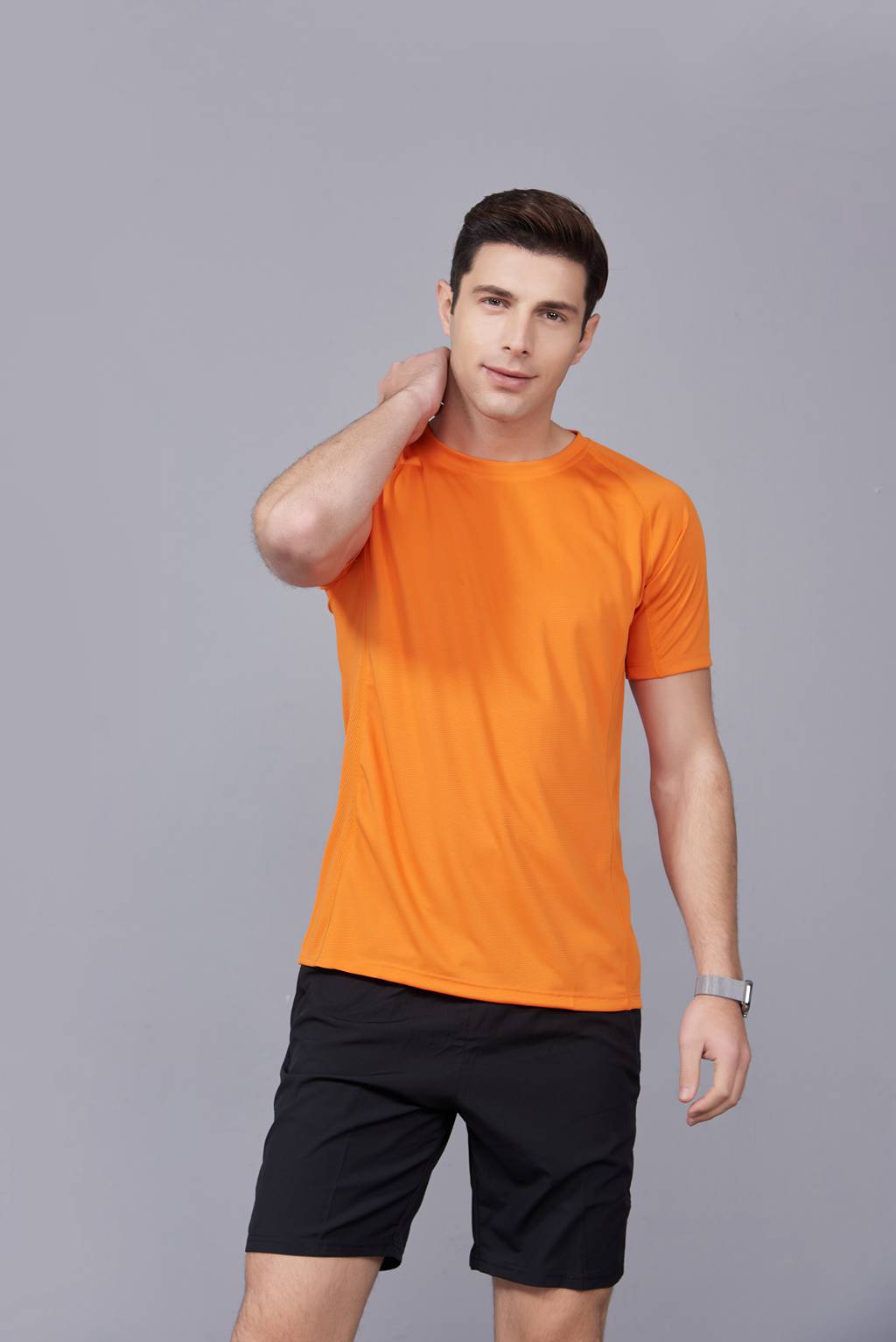 純色T恤  簡約大方經(jīng)典時(shí)尚  橘色